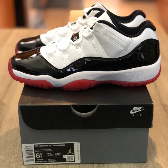 🛑SOLD🛑Nike Air Jordan Retro 11 Low 528896-160 - Picture 4 of 15